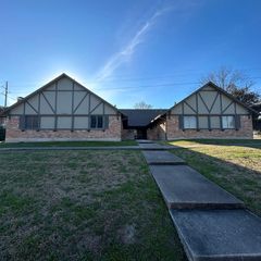 7208 Creekside DR C, Austin, TX 78752