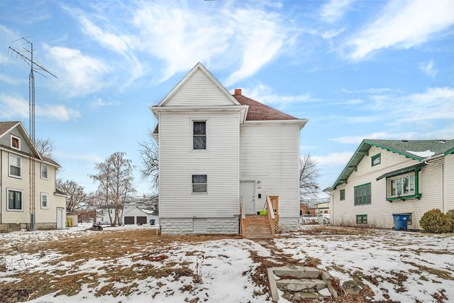 1129 E Merchant Street, Kankakee, IL 60901