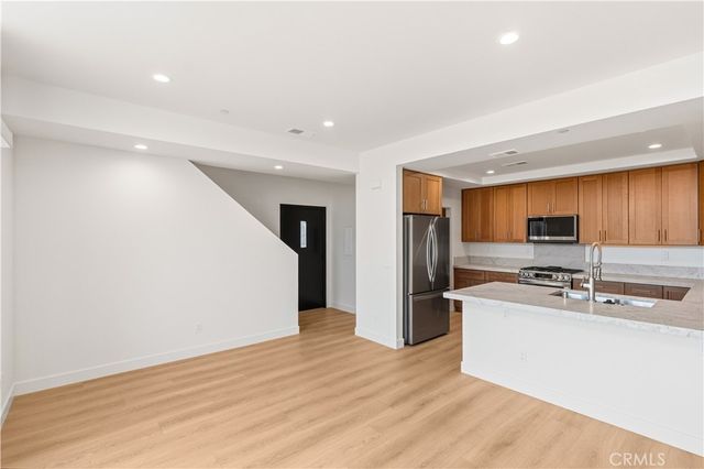 215 Oceanside Blvd 3, Oceanside, CA 92054
