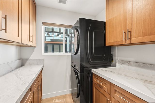 215 Oceanside Blvd 3, Oceanside, CA 92054