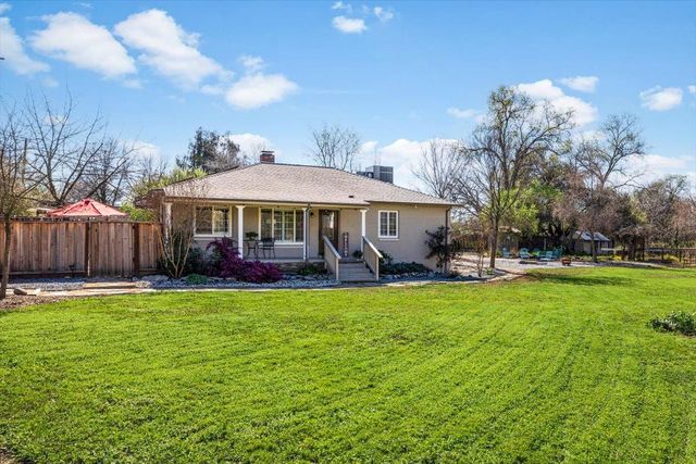 6244 S Walnut St, Loomis, CA 95650