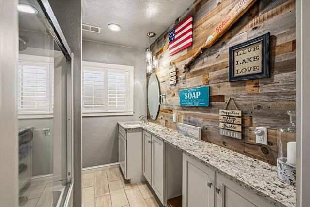 6244 S Walnut St, Loomis, CA 95650