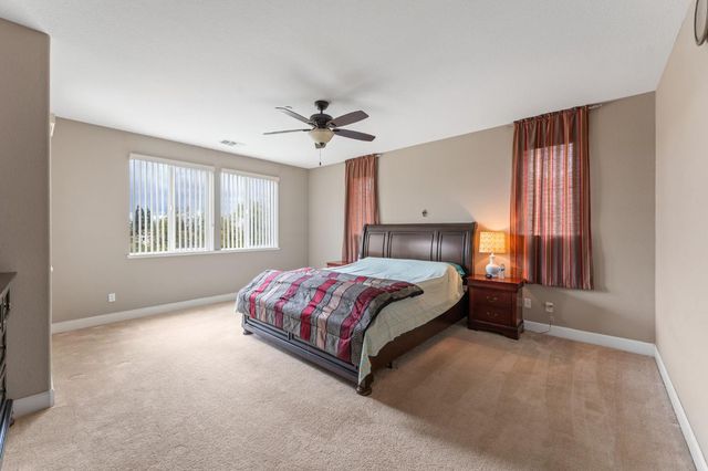 1375 Quigley Ct, Folsom, CA 95630