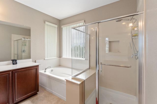 1375 Quigley Ct, Folsom, CA 95630