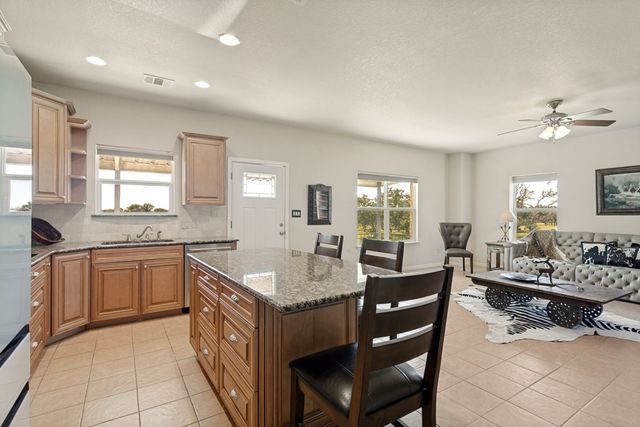 2881 Aviation Loop, Fredericksburg, TX 78624