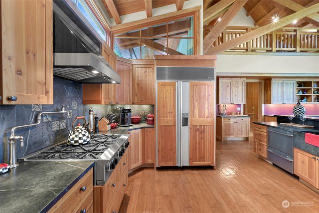 8432 W Pointe Road N, Blaine, WA 98230