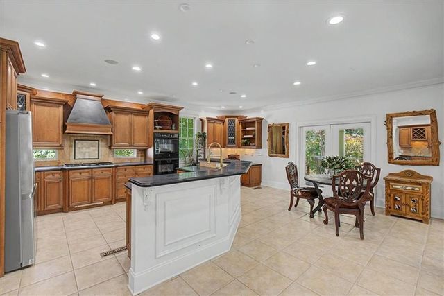 106 Gold Leaf Court, Canton, GA 30114