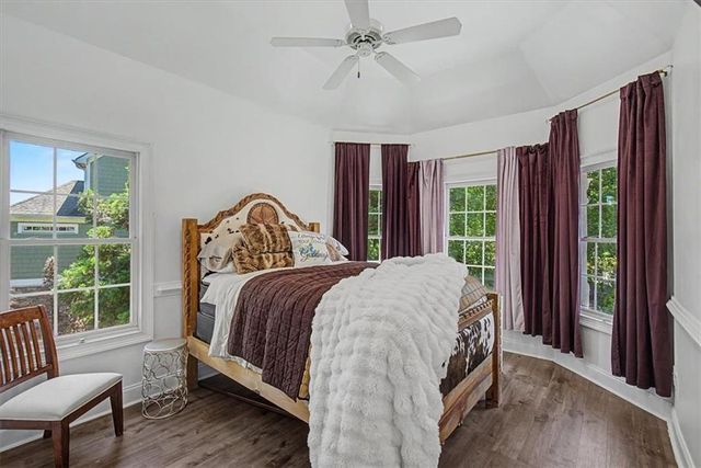 106 Gold Leaf Court, Canton, GA 30114