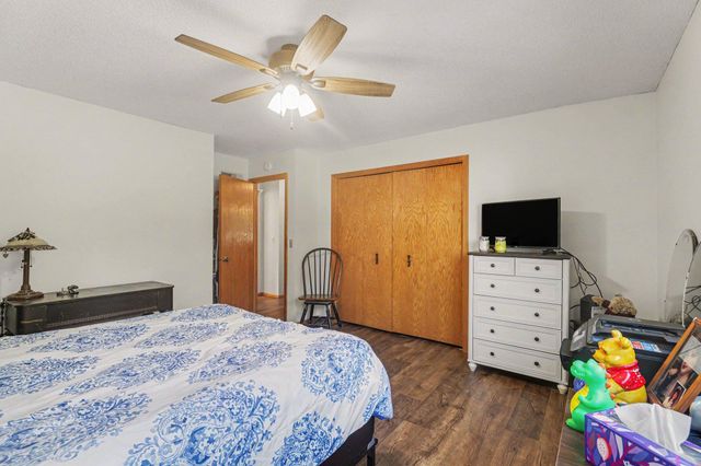 5626 N Innsbruck Court, Fridley, MN 55432