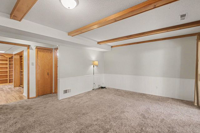 5626 N Innsbruck Court, Fridley, MN 55432