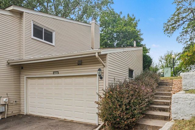 5626 N Innsbruck Court, Fridley, MN 55432
