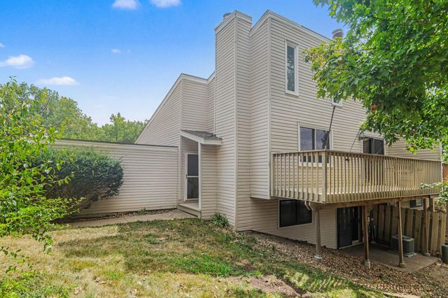 5626 N Innsbruck Court, Fridley, MN 55432