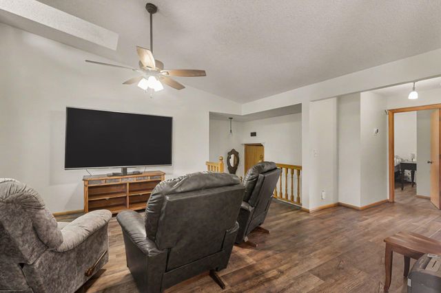 5626 N Innsbruck Court, Fridley, MN 55432