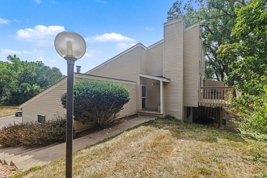 5626 N Innsbruck Court, Fridley, MN 55432 — photo 3