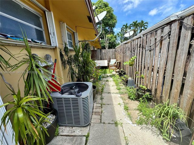 1723 SW 21st Street, Fort Lauderdale, FL 33315