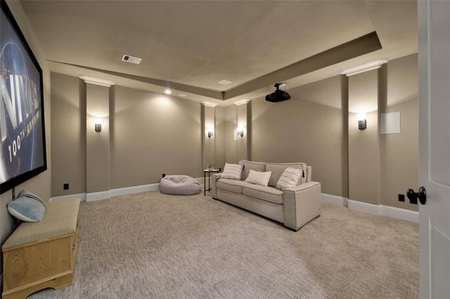 11 Hollyflower Place, The Woodlands, TX 77375