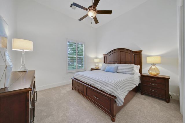 11 Hollyflower Place, The Woodlands, TX 77375