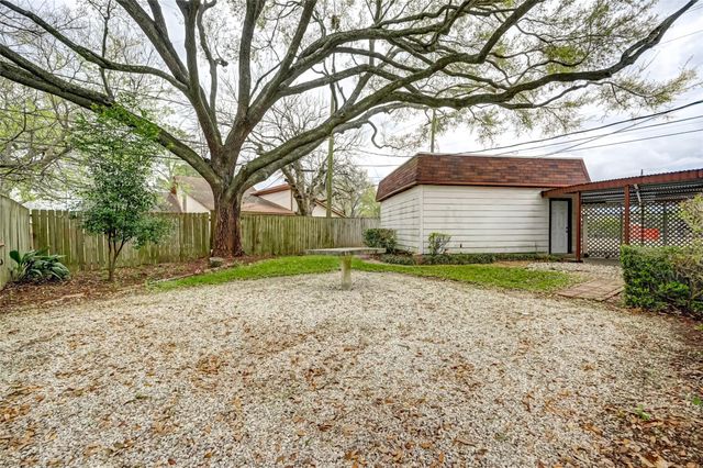 1902 Sedgie Drive, Houston, TX 77080