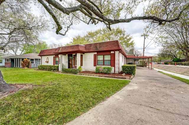 1902 Sedgie Drive, Houston, TX 77080