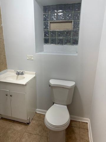 6344 S Eberhart Avenue 1, Chicago, IL 60637