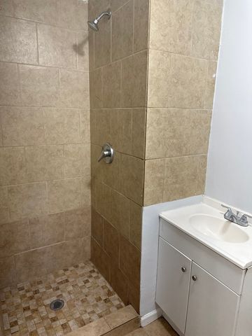 6344 S Eberhart Avenue 1, Chicago, IL 60637