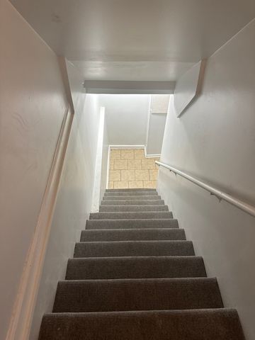 6344 S Eberhart Avenue 1, Chicago, IL 60637