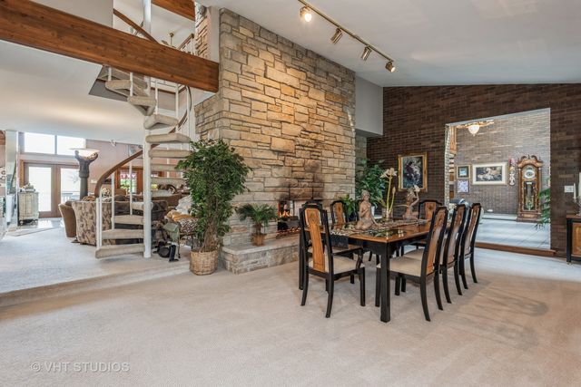 30W010 Smith Road, West Chicago, IL 60185