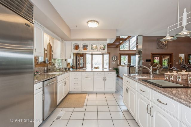 30W010 Smith Road, West Chicago, IL 60185
