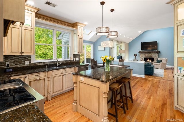 1 Woolen Court, North Salem, NY 10560