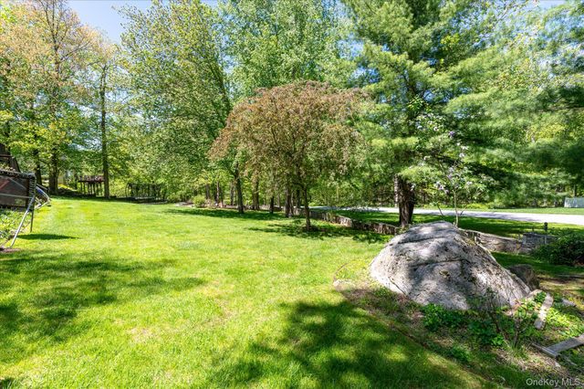 1 Woolen Court, North Salem, NY 10560
