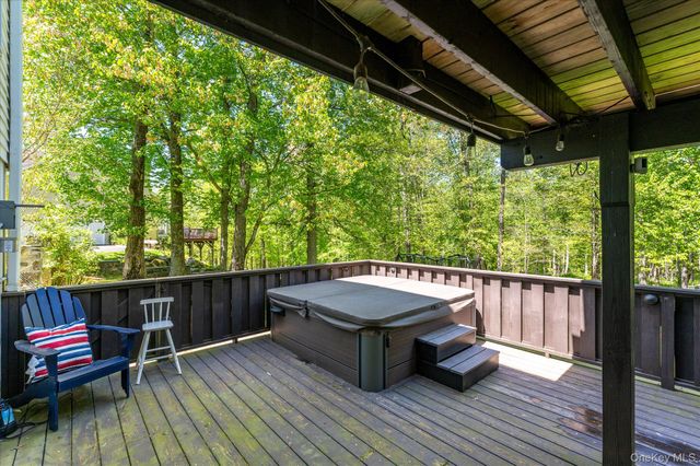 1 Woolen Court, North Salem, NY 10560