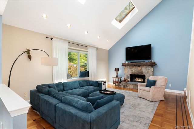 1 Woolen Court, North Salem, NY 10560