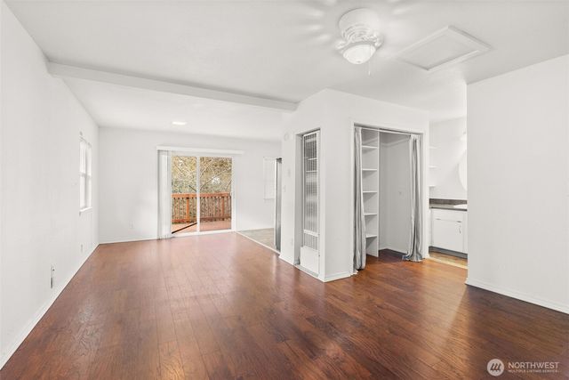 418 SW Canyon Loop, Winlock, WA 98596