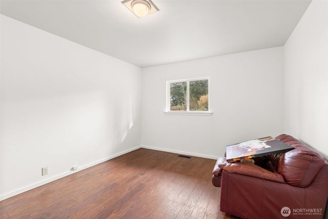 418 SW Canyon Loop, Winlock, WA 98596