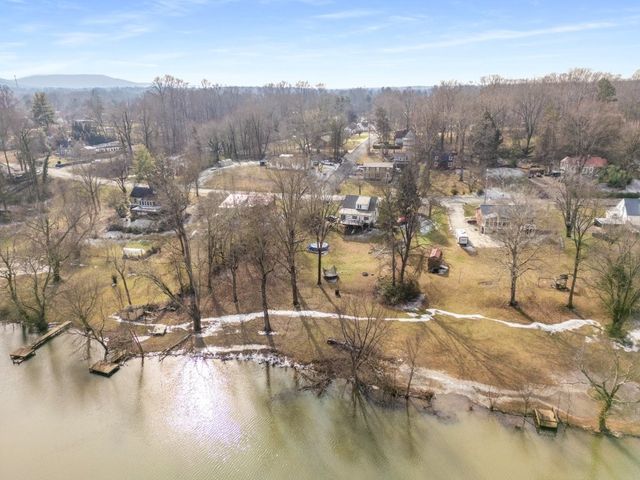 208 Westwood Dr, Mcminnville, TN 37110