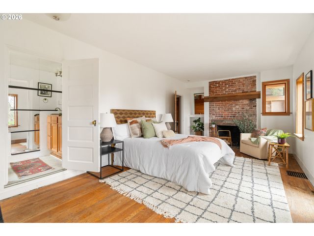 3366 Nw FRANKLIN Ct, Portland, OR 97210