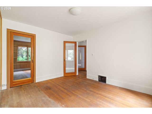 3366 Nw FRANKLIN Ct, Portland, OR 97210