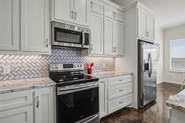 2425 S 16th Street, Waco, TX 76706