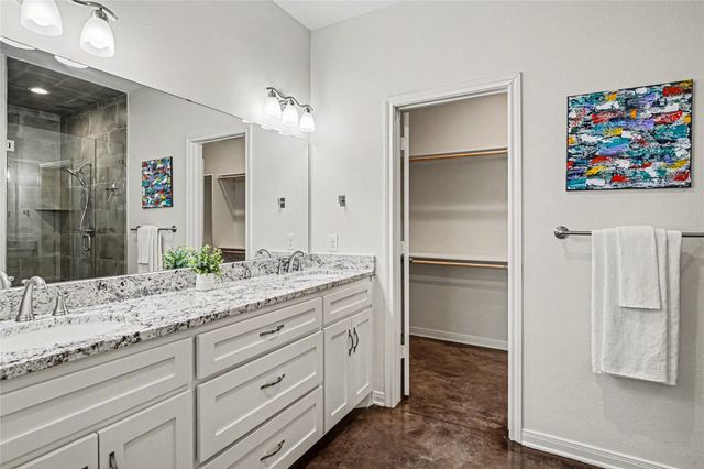 2425 S 16th Street, Waco, TX 76706