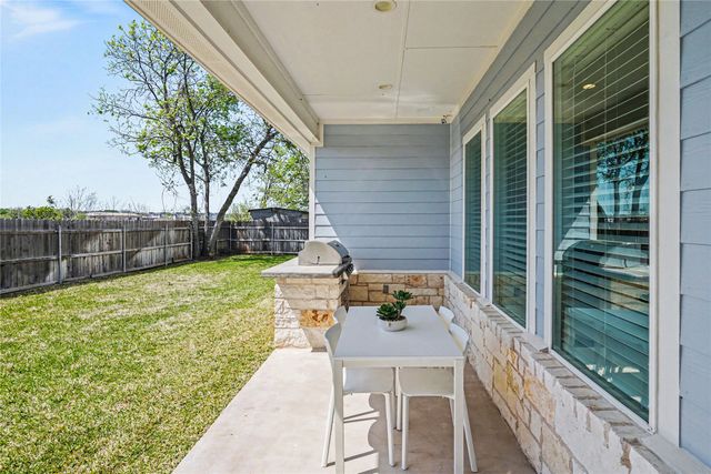 2425 S 16th Street, Waco, TX 76706