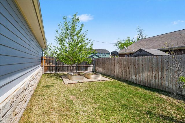 2425 S 16th Street, Waco, TX 76706