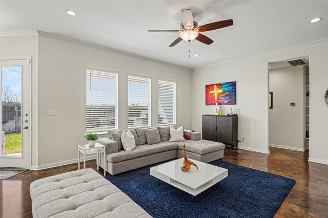 2425 S 16th Street, Waco, TX 76706