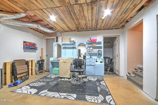 117 Indiana Drive, Gate City, VA 24251