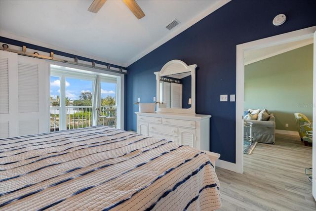 841 WATERSIDE DRIVE 202, Venice, FL 34285