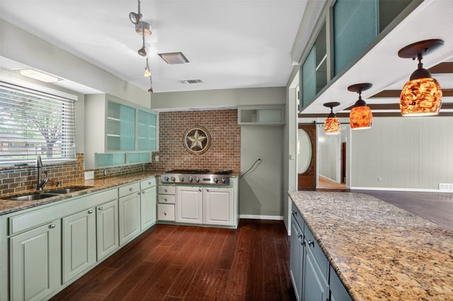 1608 Freeman Court, Arlington, TX 76013