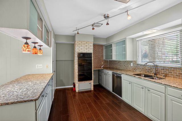 1608 Freeman Court, Arlington, TX 76013