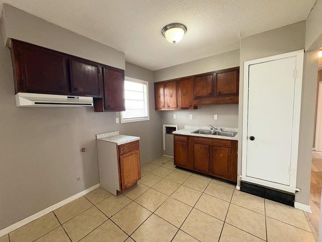 3759 MCCAIN RD, Memphis, TN 38109