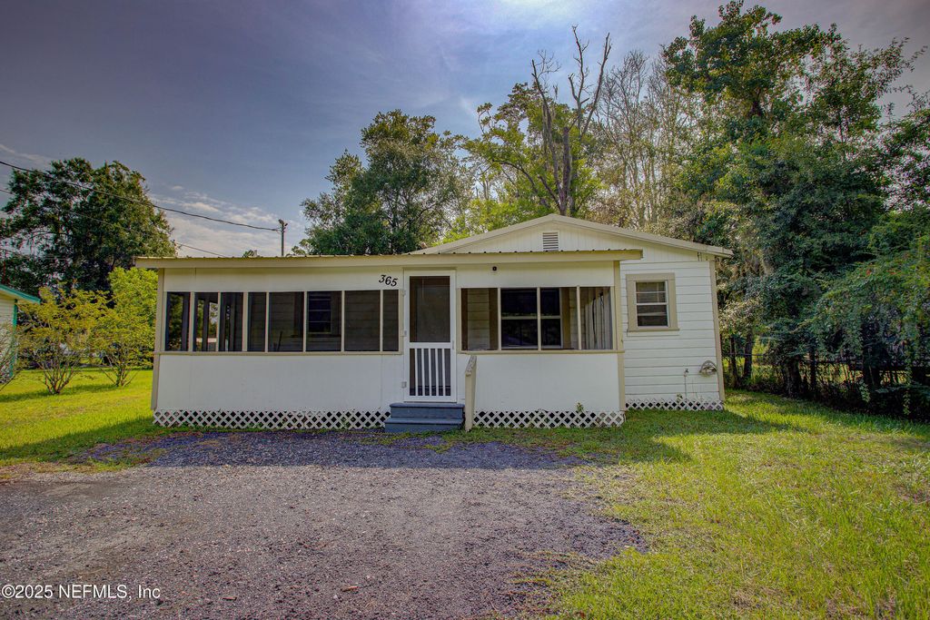 365 DELMONTE Street, Baldwin, FL 32234
