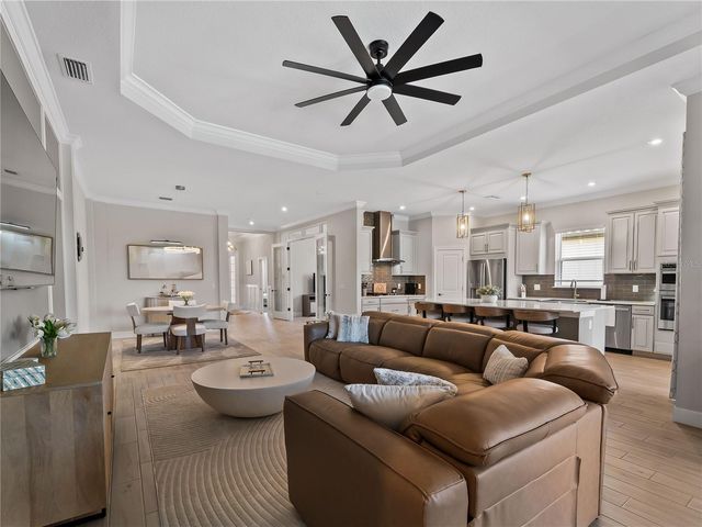 6249 MESA GLEN, Bradenton, FL 34203