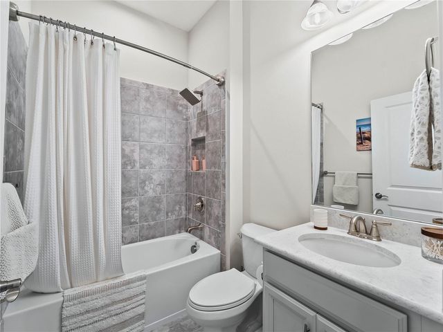 6249 MESA GLEN, Bradenton, FL 34203